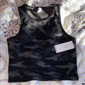 Balance collection crop top